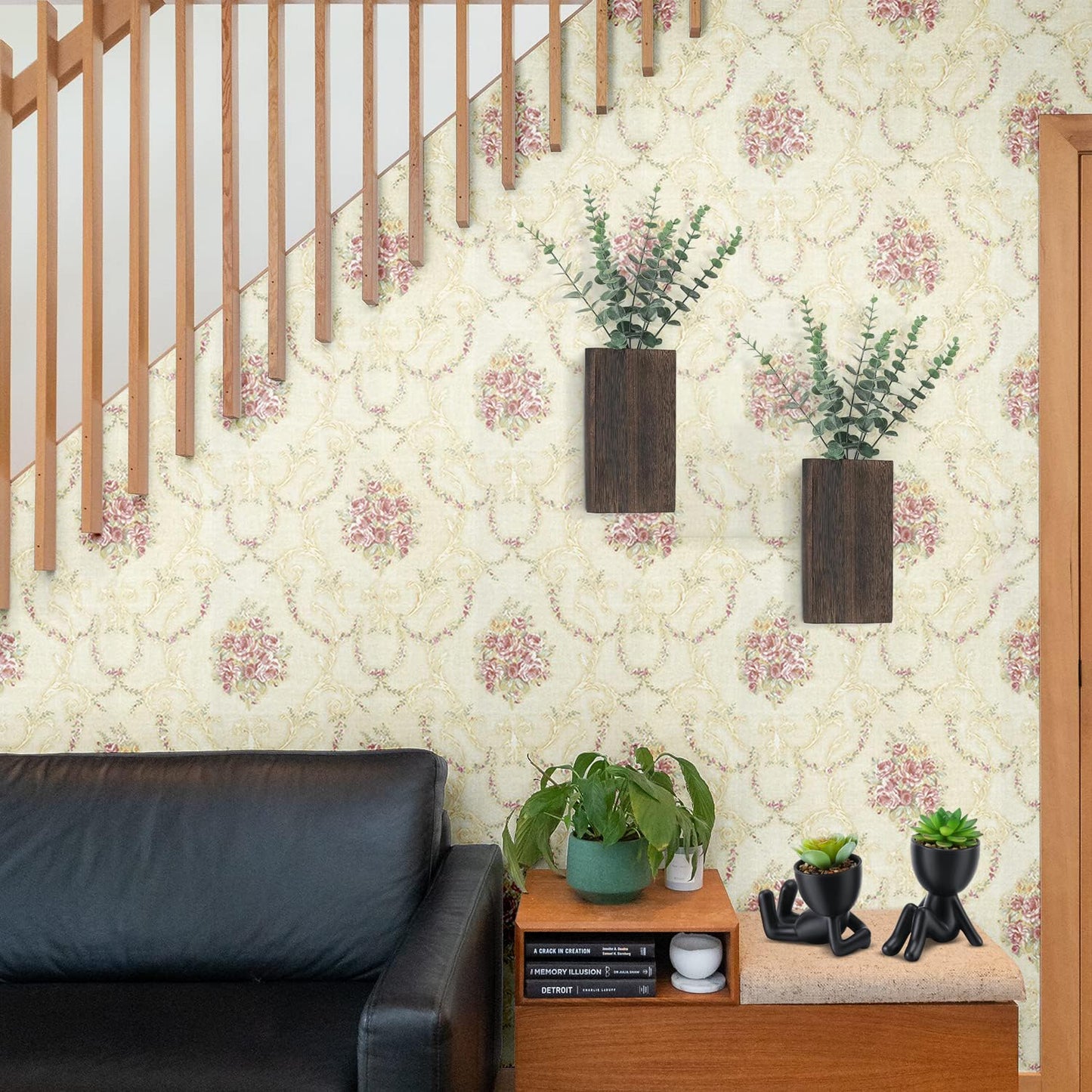 Peel and Stick Wallpaper, Self Adhesive DIY Wall Sticker for Bedroom Hall Living Room Kitchen Home & Office, PVC Coated & Waterproof Surface Scratch Resistant – 45 x 300cm Living room with floral wallpaper, pink and decorative plants.