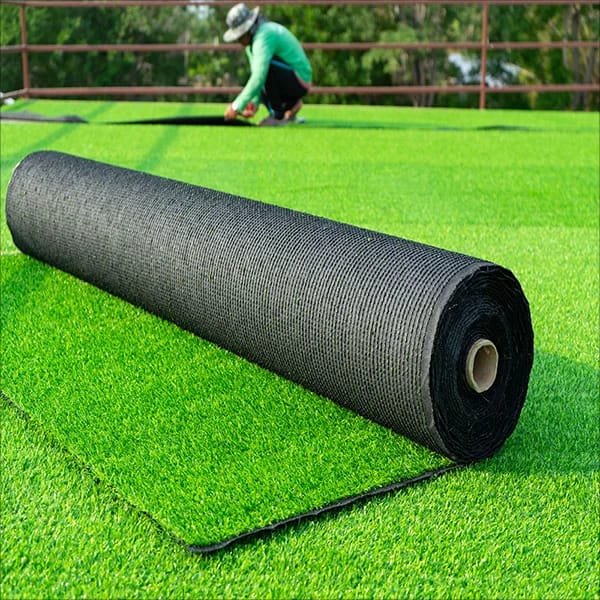 Premium artificial grass carpet roll for balcony, garden, terrace and outdoor flooring with natural green grass look