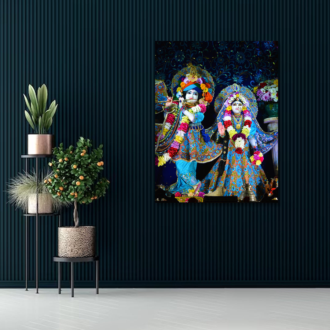 Radha Krishna Idol Style Canvas Painting Frame Wall Decor for Living Room Spiritual Temple Artwork