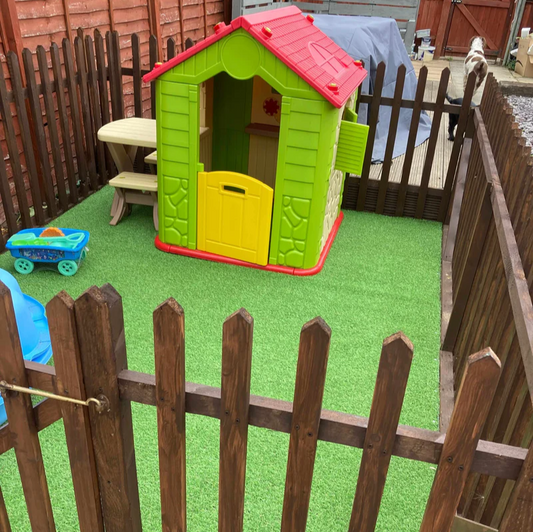 Durable Artificial Grass Carpets for Outdoor Spaces (25 MM)