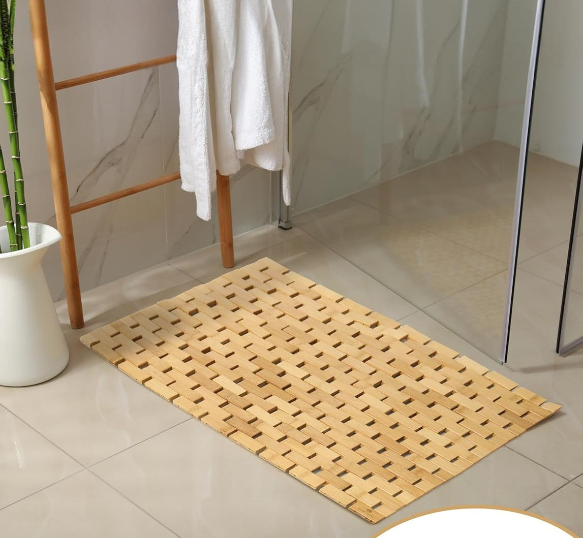 Indoor/Outdoor Bamboo Shower Mat – Non-Slidable, Eco-Friendly for Home & Garden