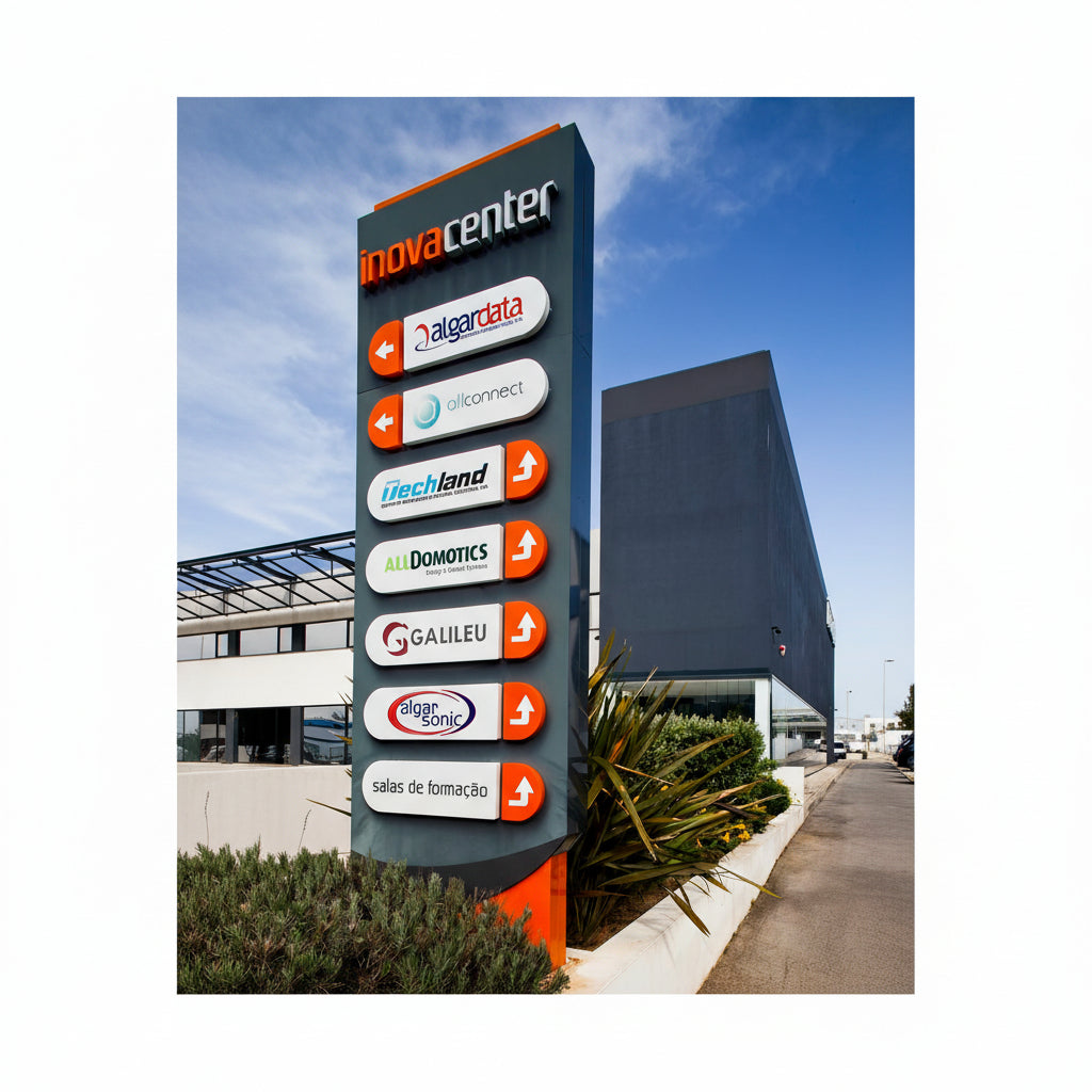 Outdoor Wayfinding Signage Totem Board for Campus, Commercial Spaces & Directional Display Sign